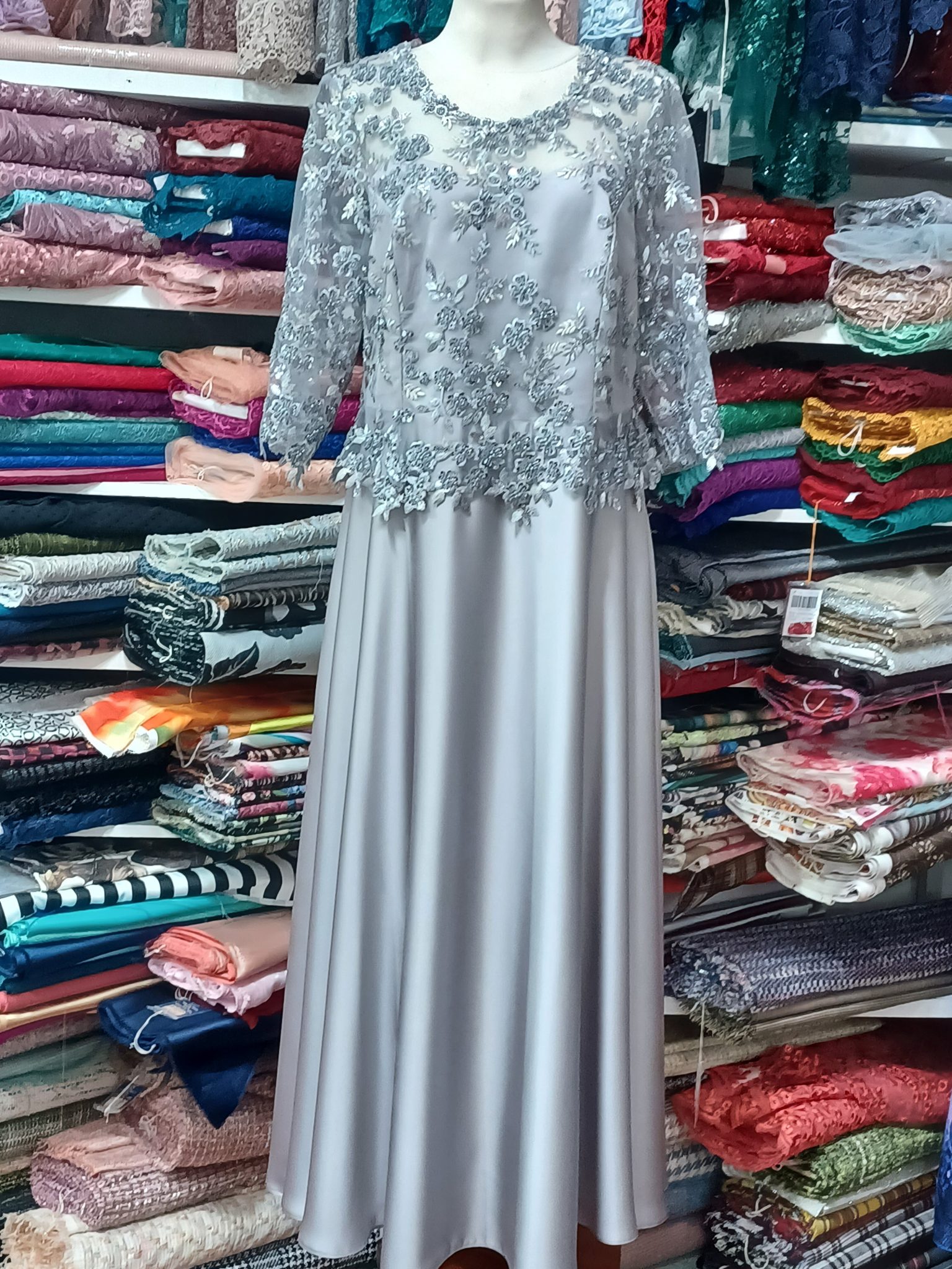 VESTIDO CERIMÓNIA AO GOSTO DO CLIENTE